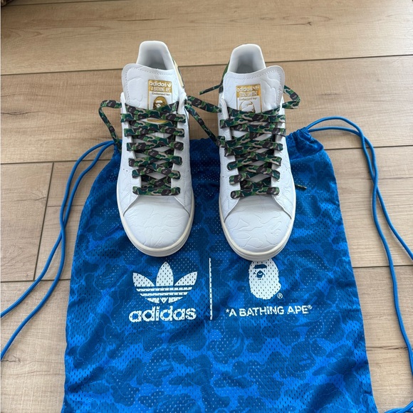 Adidas White Sneakers with Camouflage Accents - Picture 3 of 16